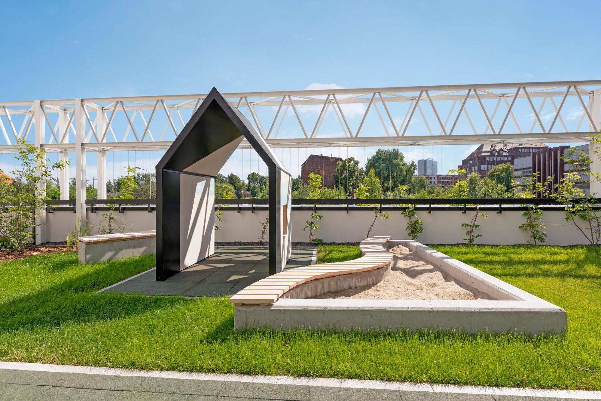 Doki Living & Foodhall By Downtown * Gdańsk