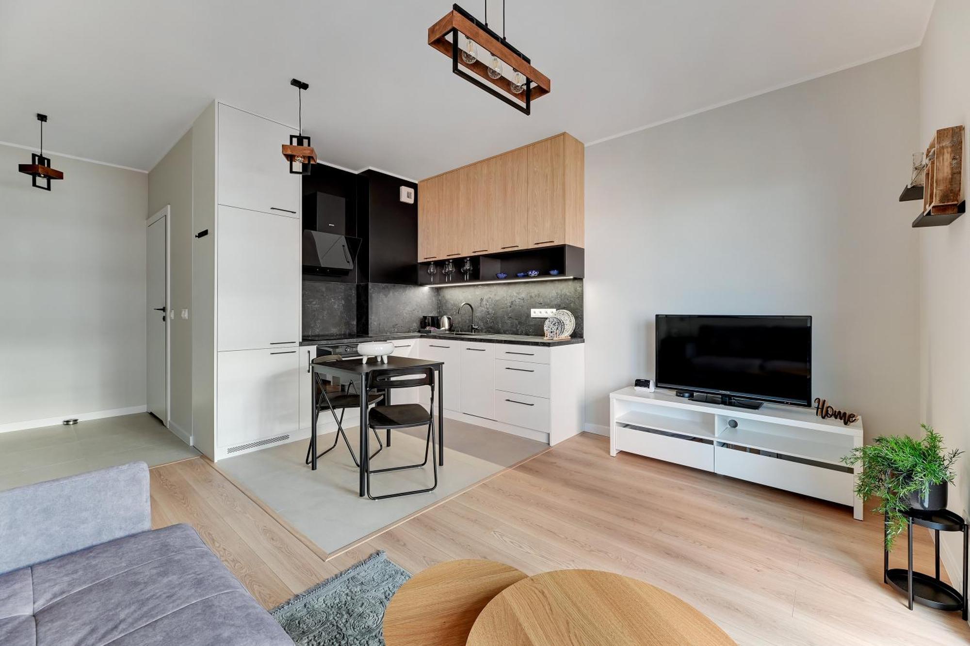 Huoneisto Doki Living & Foodhall By Downtown Gdańsk
