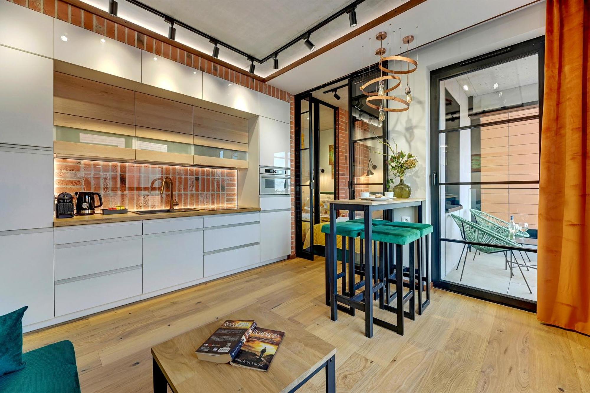 Doki Living & Foodhall By Downtown * Gdańsk
